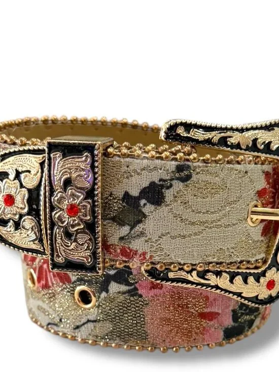 Cream Floral Tapestry Ornate Western Belt - Picture 2 of 3